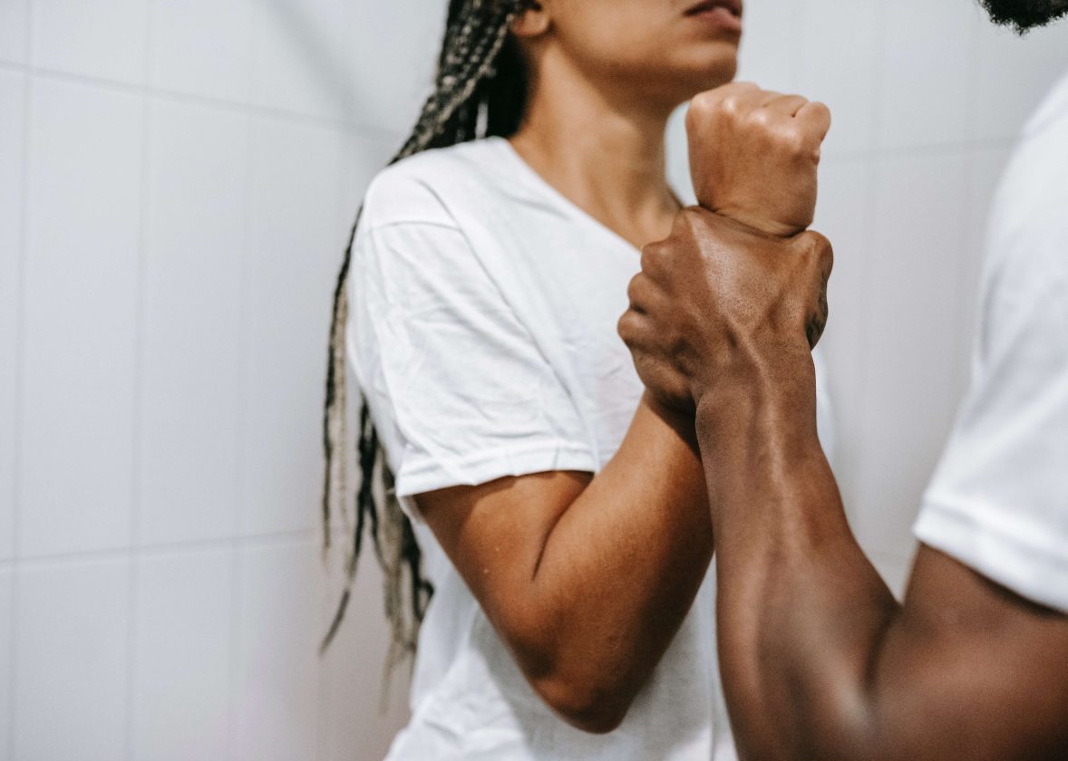 Τρομοκράτες, σωτήρες και θύματα